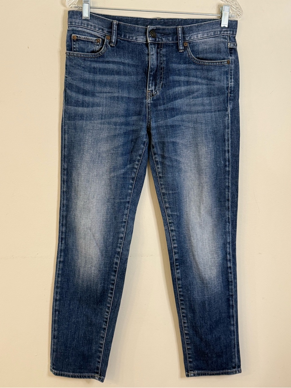Uniqlo medium wash jeans ankle length zip fly 5 pockets SZ 26”